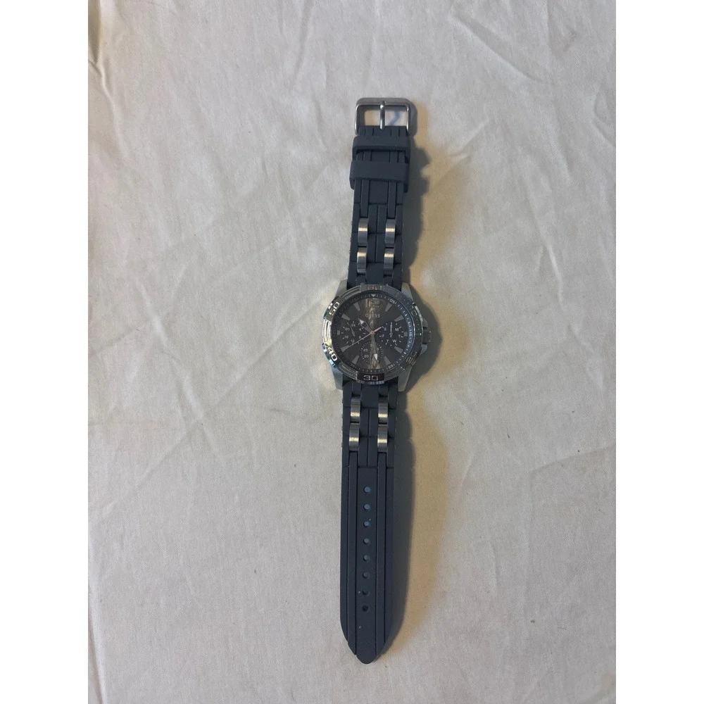 Guess Watch Mens OS Grey Excellent Silicone Strap Multi-Function Sport W0247G3